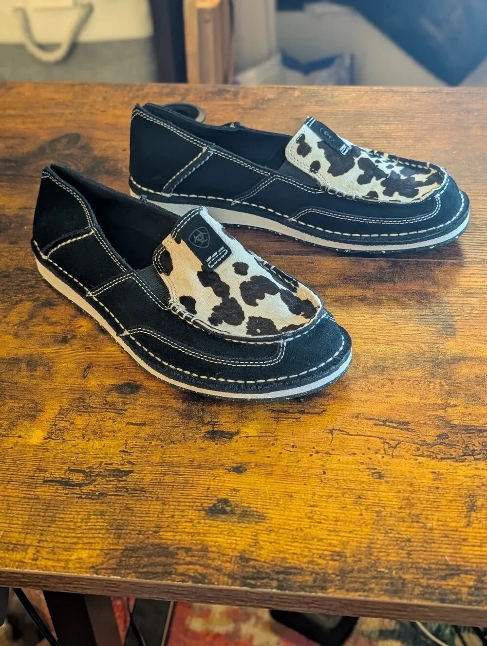 Ariat Womens 9.5B Cow Print Leather Slip On Loafer Western Casual Shoes Style